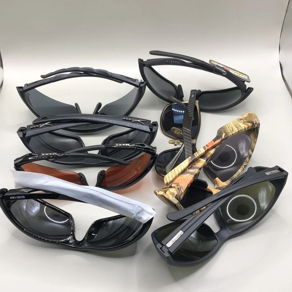 Huge lot 8 sporty  & outdoors men's sunglasses variety of brands bundle.
